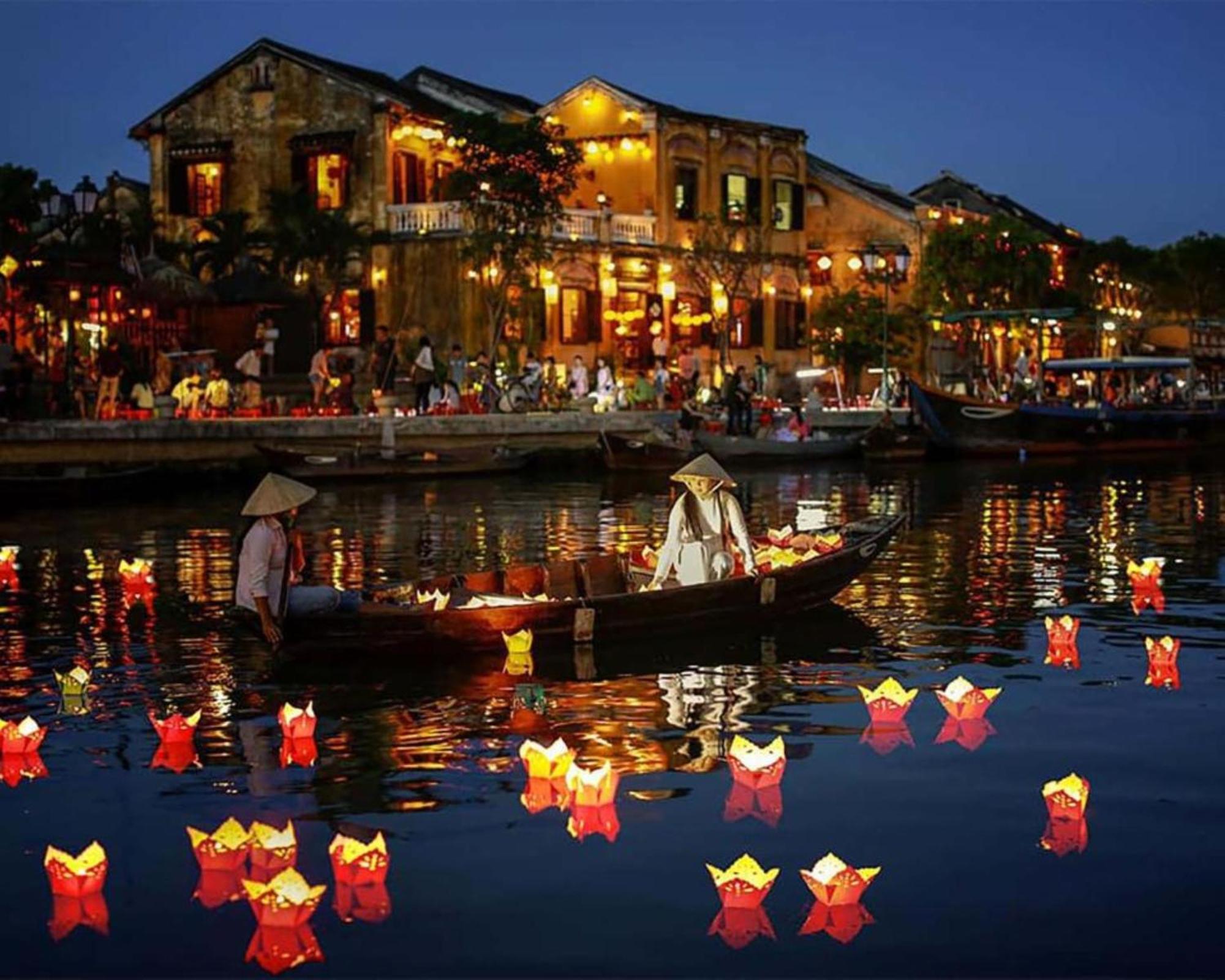 Qualia De Hotel Hoi An - Rooftop Bar City View Екстериор снимка