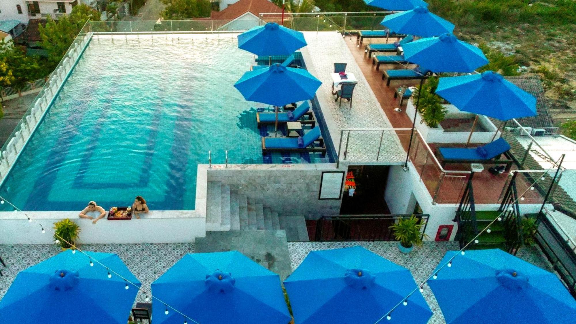 Qualia De Hotel Hoi An - Rooftop Bar City View Екстериор снимка