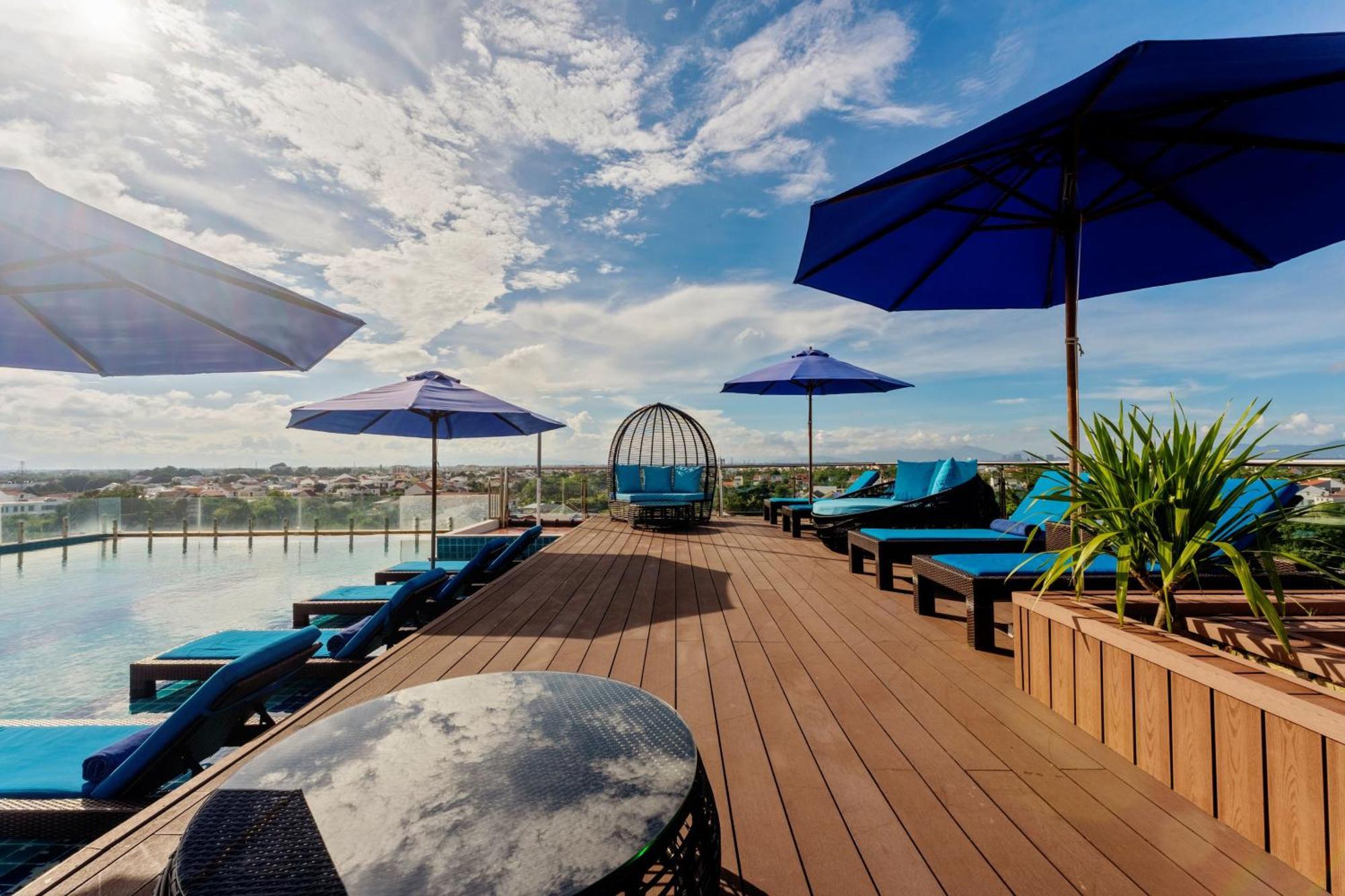 Qualia De Hotel Hoi An - Rooftop Bar City View Екстериор снимка